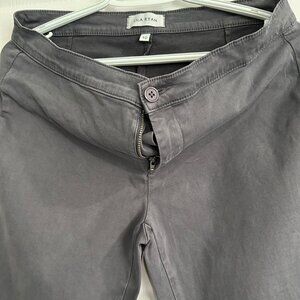 Women's Grey Cotton Cropped Pants by Lila Ryan - Size 10